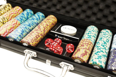 картинка Набор для покера Monte Carlo на 500 фишек от магазина Gamesdealer.ru