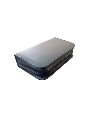 картинка Набор для гольфа Partida c автоматической лузой в кожаном кейсе от магазина Gamesdealer.ru