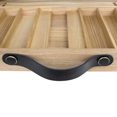 картинка Кейс из ясеня на 500 фишек для покера v2 от магазина Gamesdealer.ru