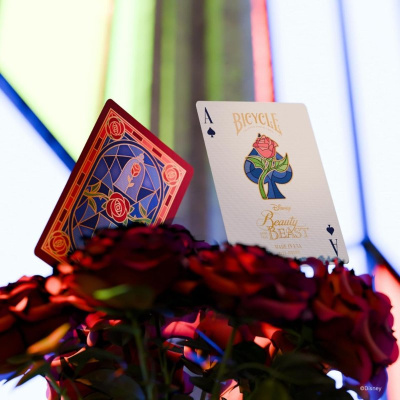 картинка Карты "Bicycle Disney Beauty and the Beast" от магазина Gamesdealer.ru