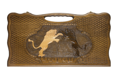 картинка Нарды резные "Битва львов" с ручкой 60, Haleyan от магазина Gamesdealer.ru