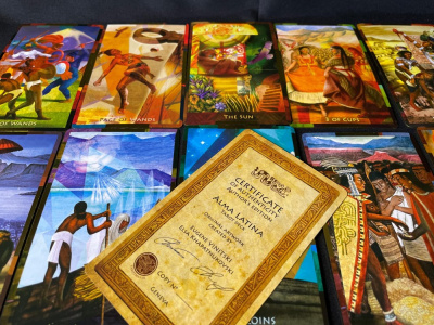 картинка Карты Таро "Alma Latina Tarot", Tarotmania / Альма Латиноамериканское Таро от магазина Gamesdealer.ru