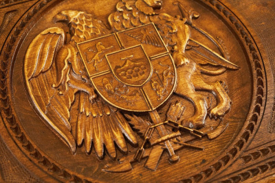 картинка Нарды резные "Герб Армении", Mkhitaryan от магазина Gamesdealer.ru