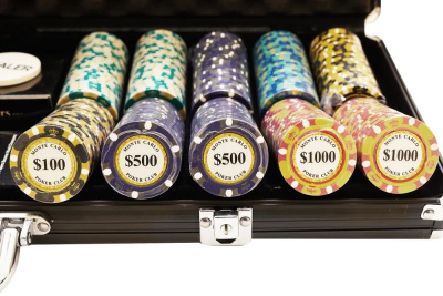 картинка Набор для покера Monte Carlo на 500 фишек от магазина Gamesdealer.ru