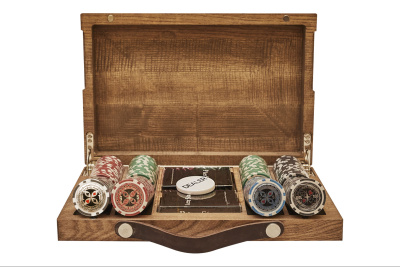 Набор для покера Ultimate на 200 фишек в кейсе из ясеня, Partida