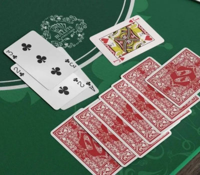 картинка Карты "Bullets" 100% пластик, красная рубашка от магазина Gamesdealer.ru
