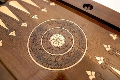 картинка Нарды резные "Орел 2", Simonyan от магазина Gamesdealer.ru