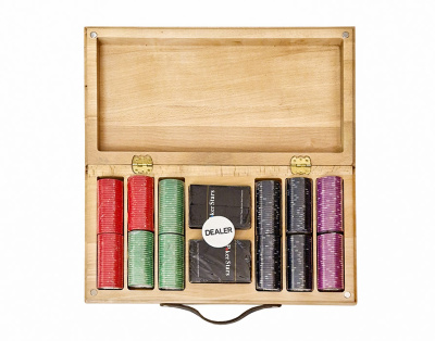 картинка Набор для покера Valentino Ceramic на 300 фишек в кейсе из бука, Partida от магазина Gamesdealer.ru