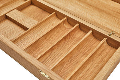 картинка Дубовый кейс на 500 фишек от магазина Gamesdealer.ru