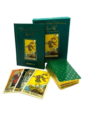 картинка Карты Таро "Smith-Waite Deluxe Tarot: Gilden Deck & Book Set" US Games / Памела Колман Смит: Смит-Уэ от магазина Gamesdealer.ru
