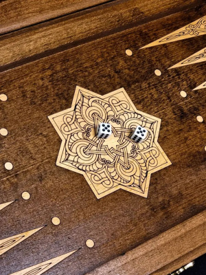 картинка Нарды резные "Золотой Узор 1" 50, Mirzoyan от магазина Gamesdealer.ru