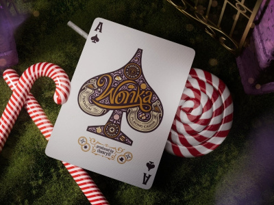 картинка Карты "Theory11 Wonka Playing Cards" от магазина Gamesdealer.ru