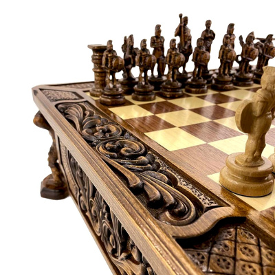картинка Шахматы резные в ларце "Атлант", Haleyan от магазина Gamesdealer.ru