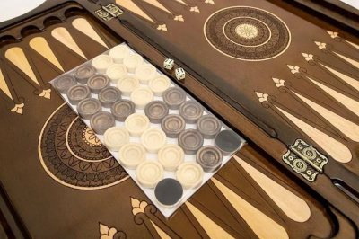 картинка Нарды резные "Бесконечность 2", Simonyan от магазина Gamesdealer.ru