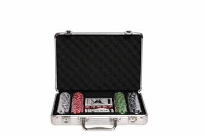 картинка Набор для покера Royal Flush на 200 фишек от магазина Gamesdealer.ru