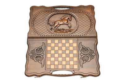 картинка Нарды резные "Лошадь" с ручкой 50, Haleyan от магазина Gamesdealer.ru