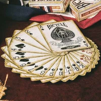 картинка Карты "Ellusionist 1900 Playing Cards Red" от магазина Gamesdealer.ru