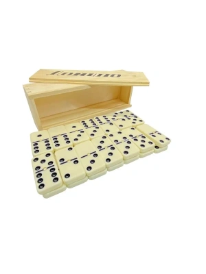 картинка Домино (пластиковые фишки) в деревянной коробке 18x6,5 см от магазина Gamesdealer.ru