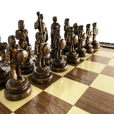 картинка Шахматы резные в ларце "Атлант", Haleyan от магазина Gamesdealer.ru