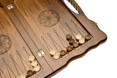 картинка Нарды резные "Арарат" с ручкой 40, Haleyan от магазина Gamesdealer.ru