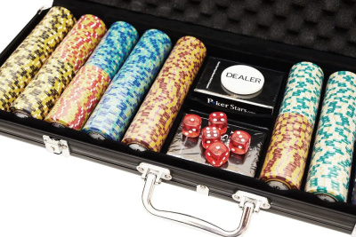 картинка Набор для покера Monte Carlo на 500 фишек от магазина Gamesdealer.ru