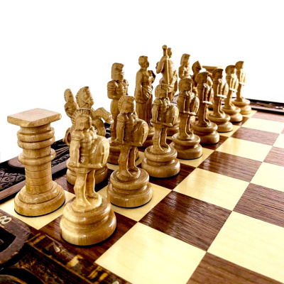 картинка Шахматы резные в ларце "Атлант", Haleyan от магазина Gamesdealer.ru