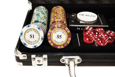 картинка Набор для покера Monte Carlo на 200 фишек от магазина Gamesdealer.ru