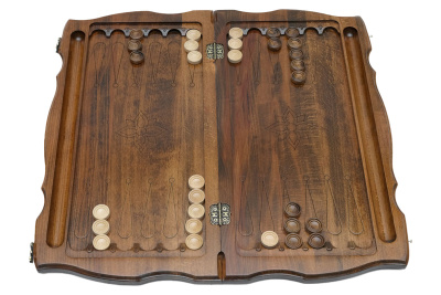 картинка Нарды резные "Герб Азербайджана", Rasulov от магазина Gamesdealer.ru