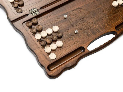 картинка Нарды резные "Волк" с ручкой 60, Haleyan от магазина Gamesdealer.ru