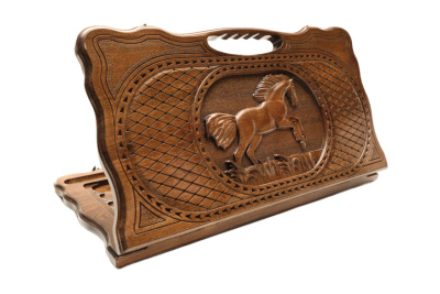 картинка Нарды резные "Лошадь" с ручкой 60, Haleyan от магазина Gamesdealer.ru