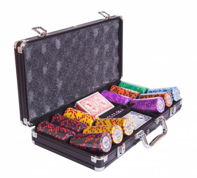 картинка Набор для покера TOURNAMENT 300 фишек от магазина Gamesdealer.ru