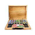 В деревянном кейсе В деревянном кейсе